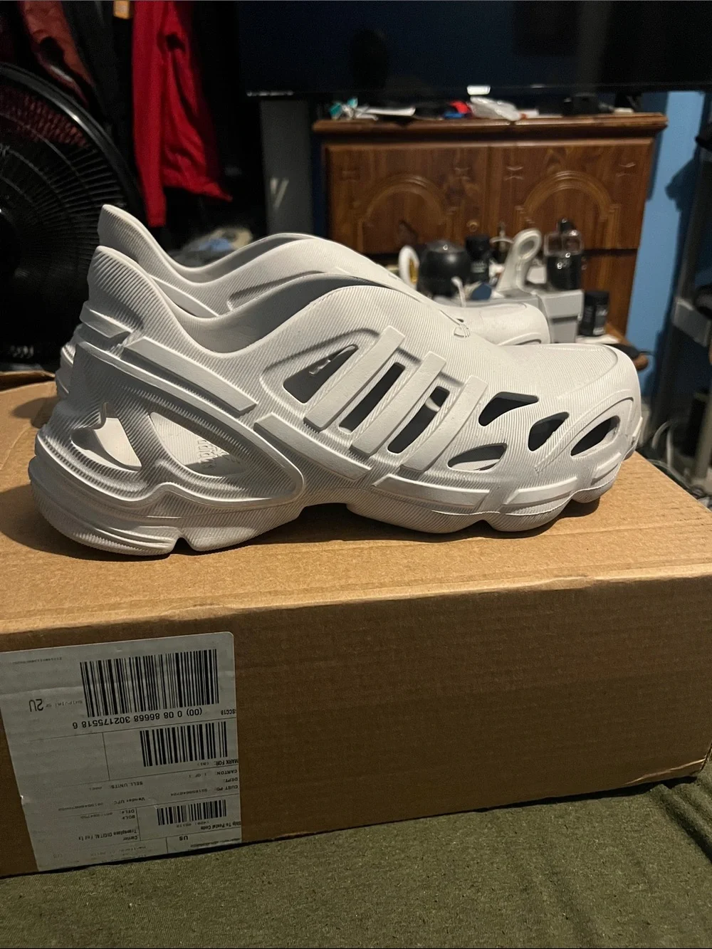 adidas easy slip